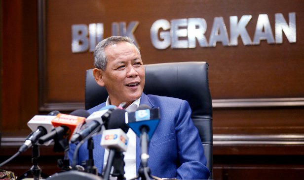 "Saya bukan lari dari Sikamat"