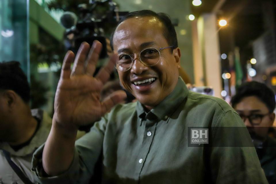 Terpulang kepada BERSATU mahu kekal atau keluar PN - Dr Ahmad Samsuri