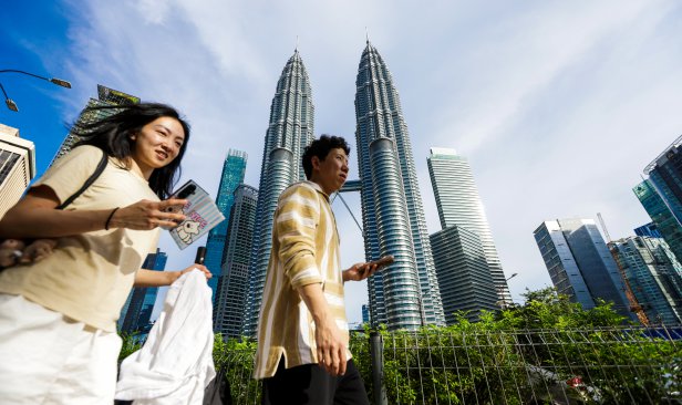 Pelancong asing belanja lebih untuk beli-belah, makan berbanding penginapan
