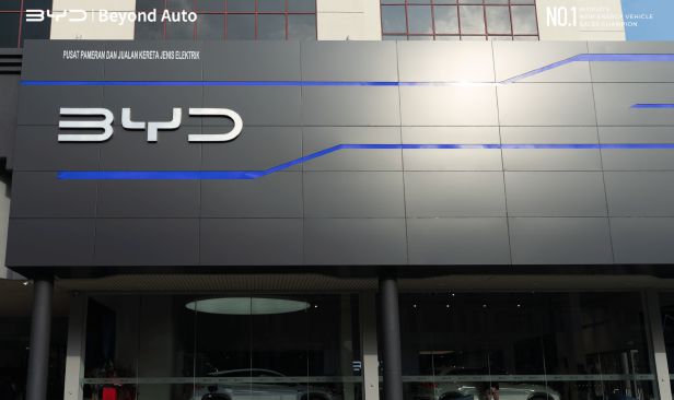 Sime Beyond Auto buka cawangan BYD keenam