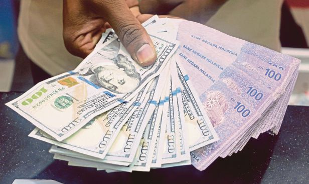 Ringgit mengukuh dipacu lonjakan harga minyak mentah dunia