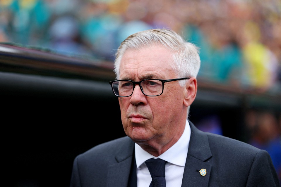 Ancelotti pilihan awal kendali Azzurri
