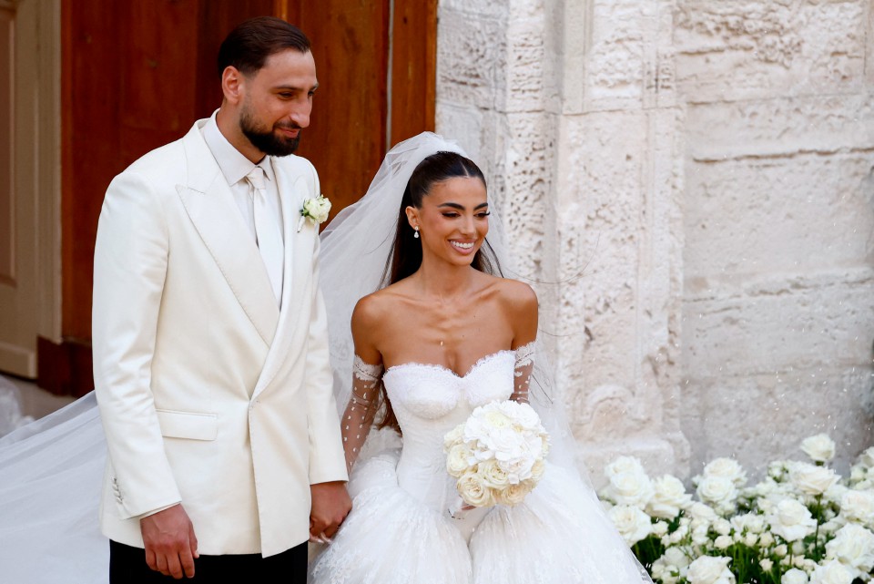 Donnarumma sah bergelar suami Alessia