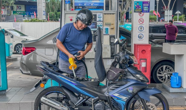 Gencatan senjata belum jamin rantaian bekalan minyak, gas pulih serta-merta - Penganalisis