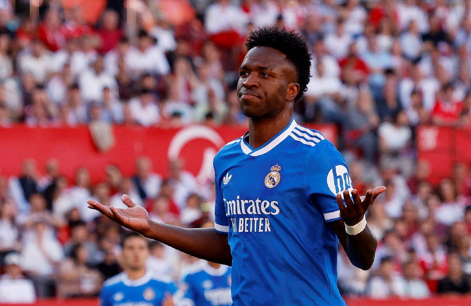 Arsenal buru Vinicius