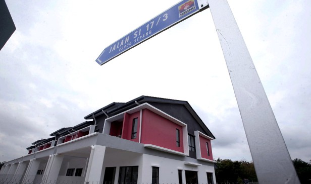 Aktiviti jual beli hartanah berkurangan pada awal tahun, harga rumah stabil