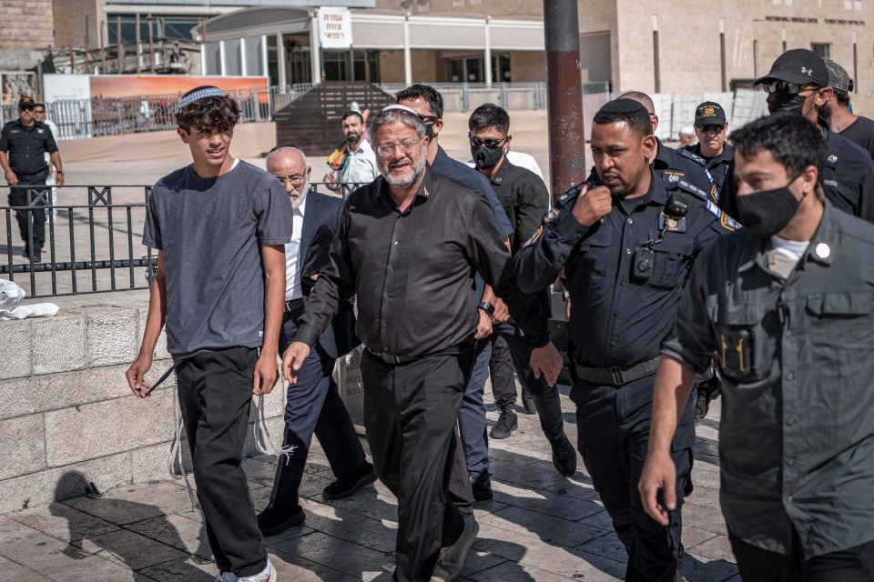 Ribuan penduduk Israel ceroboh kompleks Masjid Al-Aqsa, jemaah Palestin dihalang masuk tunai solat