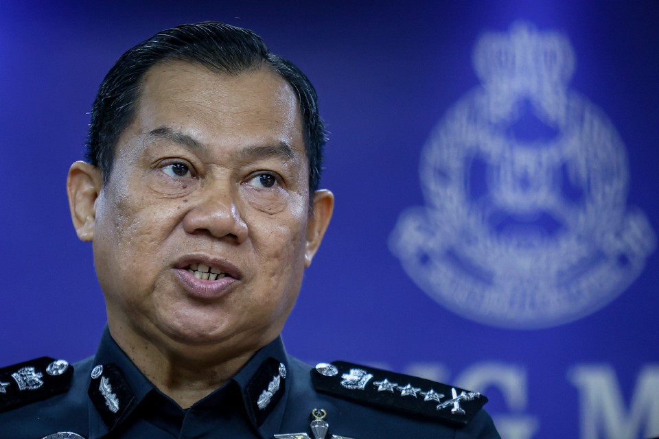 Polis Johor tahan lelaki muat naik hantaran hina Islam di Facebook