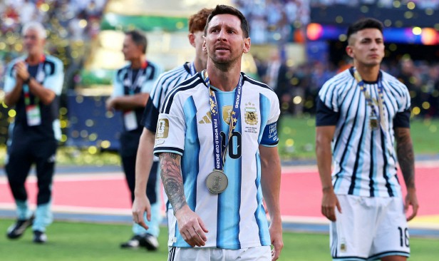 Messi sudah buat keputusan - Paredes