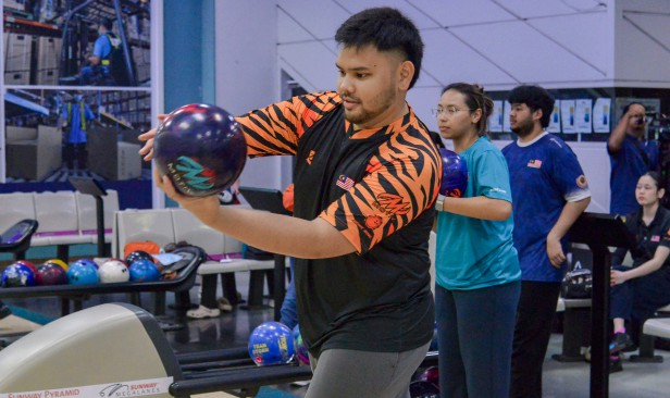 Corak minyak lorong uji Rafiq pada Terbuka Hong Kong