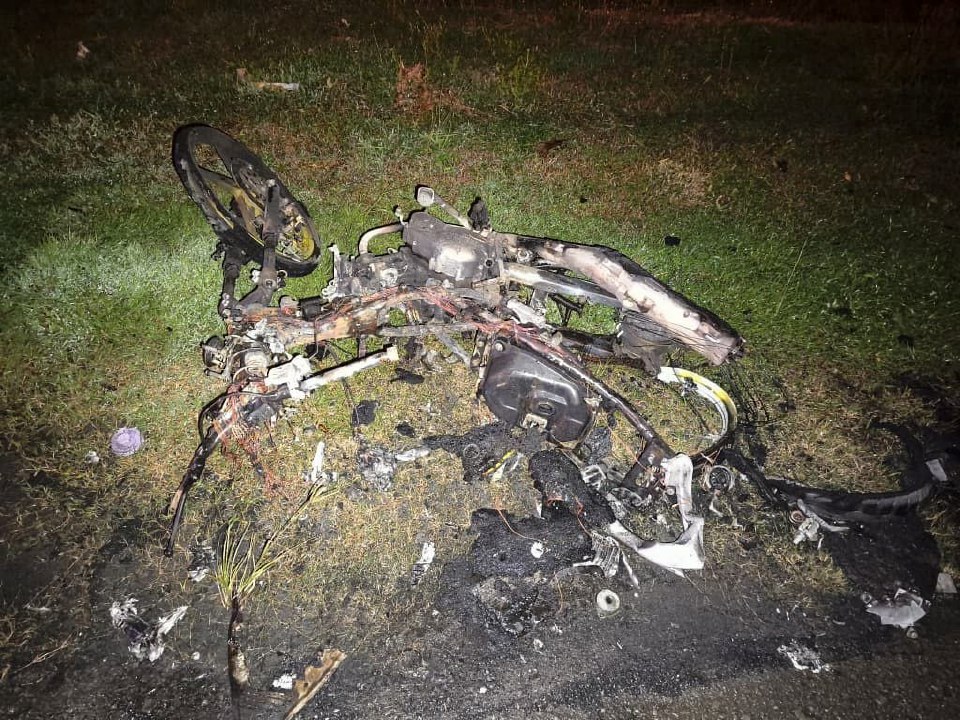 Lelaki maut kemalangan, motosikal terbakar