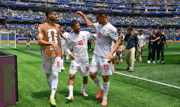 Iran tinggalkan nota di bilik persalinan Stadium SoFi