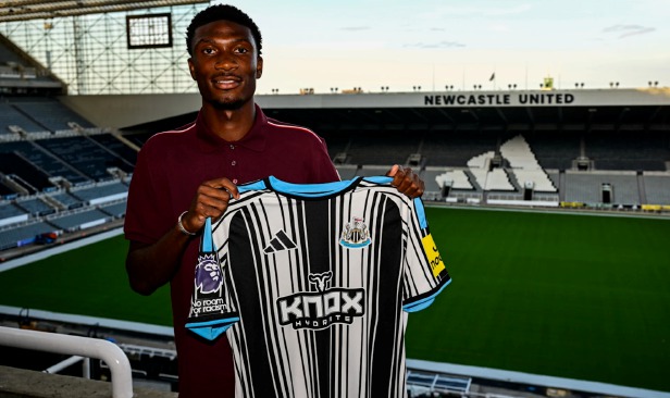 Newcastle sambar bakat muda Monaco