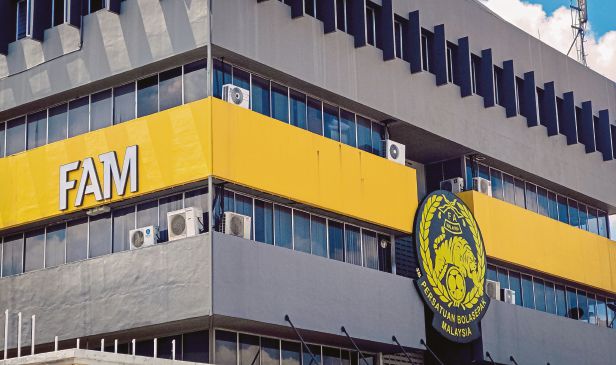 'Peperangan besar' di FAM