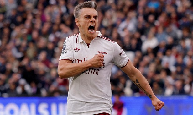 Trossard sah milik Besiktas