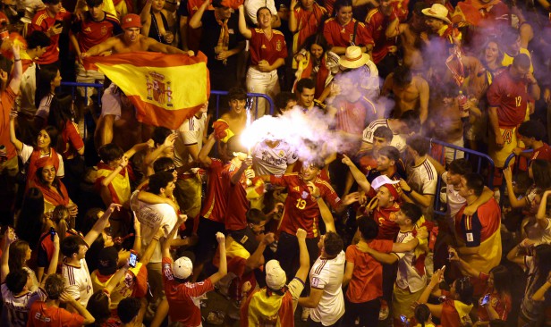 Madrid berpesta