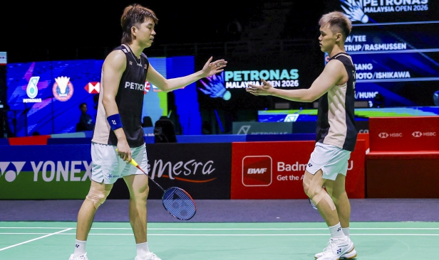 Wei Chong serah perancangan kepada Herry Iman