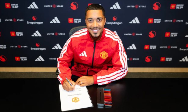United sambar Tielemans dari Villa