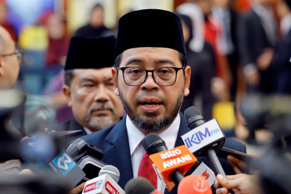JAKIM siasat kontroversi buku 'Wanita Syurga'